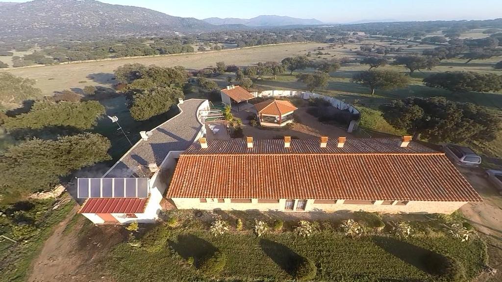 Отель Casa Rural Las Gamitas Альмоарин Экстерьер фото